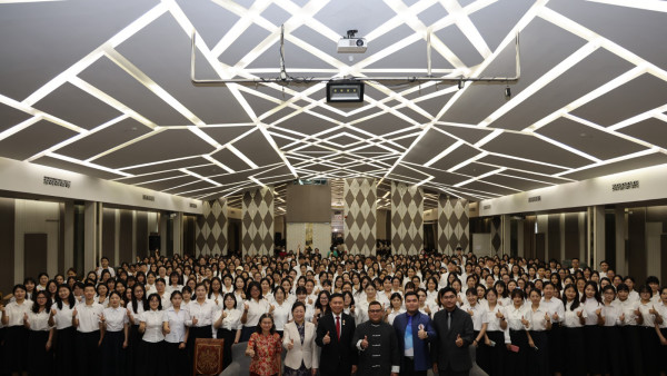 เลขาธิการ กช. เป็นประธานเปิดการประชุมสัมมนาผู้บริหารโรงเรียนและปฐมนิเทศครูอาสาสมัครจีน รุ่นที่ 23 ประจำปีการศึกษา 2568