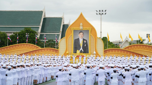 กระทรวงศึกษาธิการ (ศธ.) ร่วมพิธีทำบุญตักบาตรพระสงฆ์ และพิธีถวายสัตย์ปฏิญาณเพื่อเป็นข้าราชการที่ดีและพลังของแผ่นดิน เนื่องในโอกาสเฉลิมพระชนมพรรษา 28 กรกฎาคม 2569