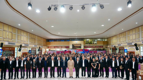 สช. ร่วมคณะ “รมว.ประเสริฐ” ลงใต้ มอบนโยบายการศึกษา 5 จชต. ชู “การศึกษา” ขับเคลื่อนเศรษฐกิจ ยกระดับความปลอดภัยโรงเรียนทั่วประเทศ
