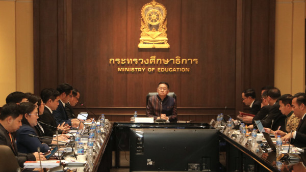 เลขาธิการ กช. “นิติ” ร่วมประชุมคณะกรรมการคุรุสภา ครั้งที่ 13/2569 